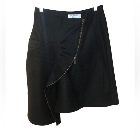 Yves Saint Laurent || NWT || Cashmere & Wool Blend RUNWAY The “IT” Skirt - Picture 1 of 15